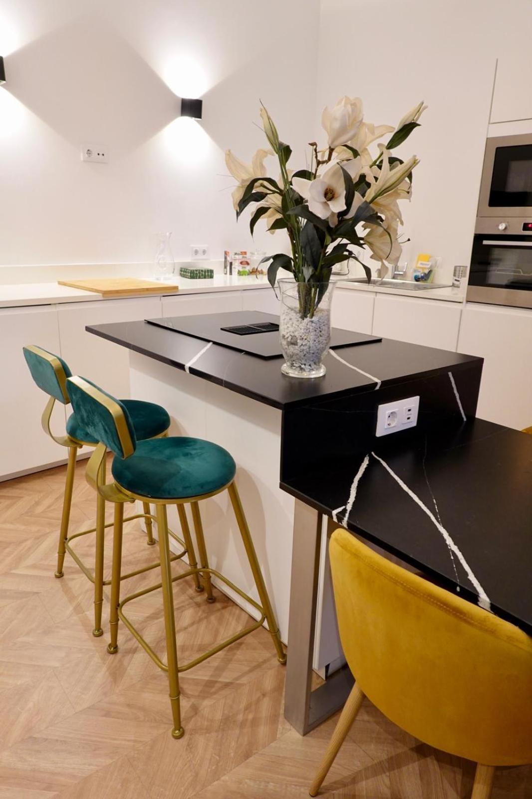 Peral Boutique Apartaments Sevilla Eksteriør bilde