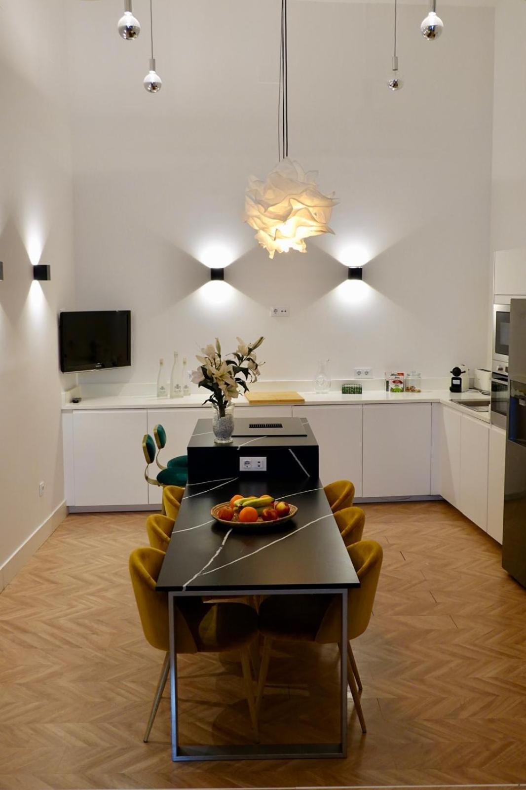 Peral Boutique Apartaments Sevilla Eksteriør bilde