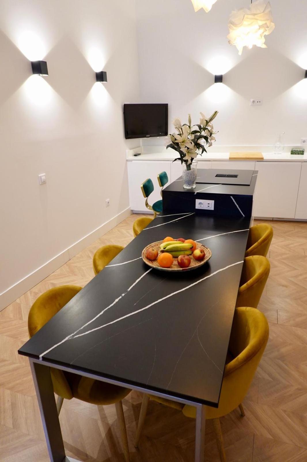 Peral Boutique Apartaments Sevilla Eksteriør bilde