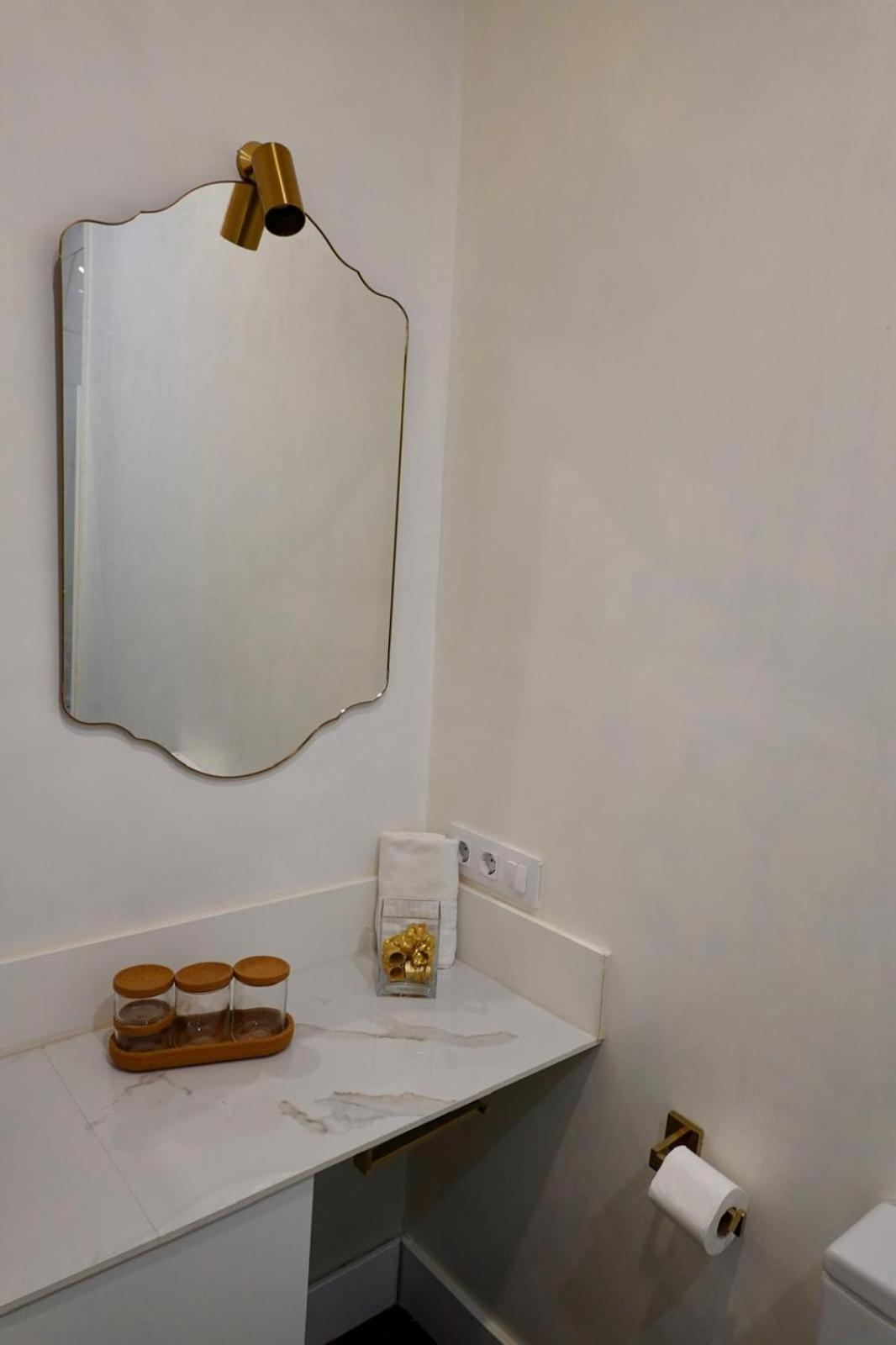 Peral Boutique Apartaments Sevilla Eksteriør bilde